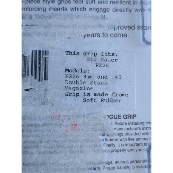 Hogue 26000 Grip With Finger Grooves for SIG SAUER P226 - Picture 3 of 7